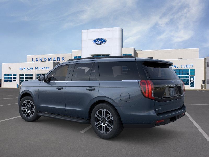 Ford Expedition Vehicle Full-screen Gallery Image 4