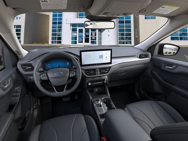 Ford Escape Plug-In Hybrid Vehicle Full-screen Gallery Image 9