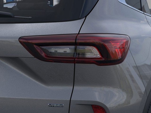 Ford Escape Plug-In Hybrid Vehicle Full-screen Gallery Image 21