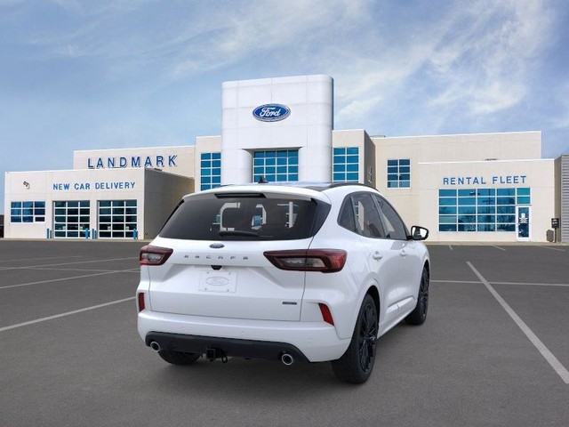 Ford Escape Hybrid Vehicle Full-screen Gallery Image 8