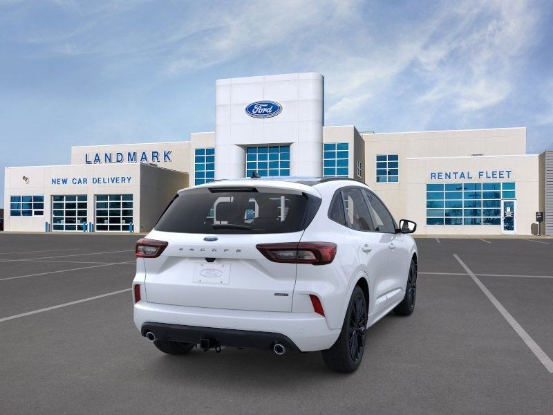 Ford Escape Hybrid Vehicle Full-screen Gallery Image 8