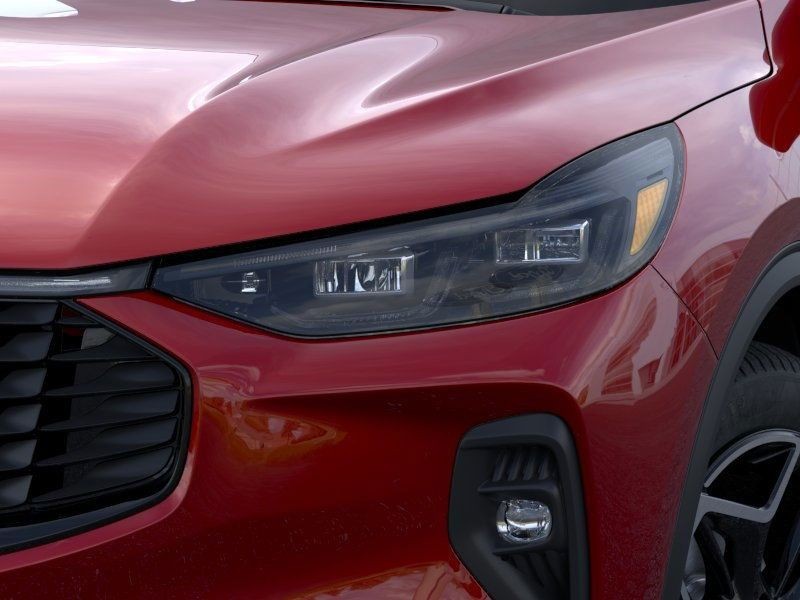 Ford Escape Vehicle Full-screen Gallery Image 18