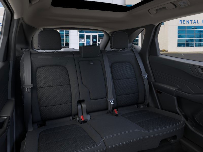 Ford Escape Vehicle Full-screen Gallery Image 11