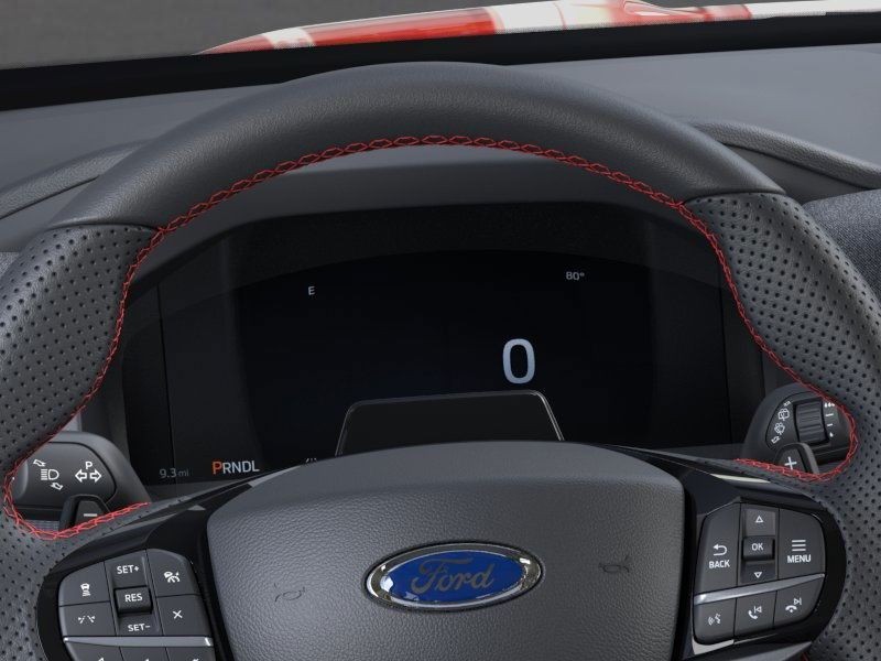 Ford Explorer Vehicle Full-screen Gallery Image 13