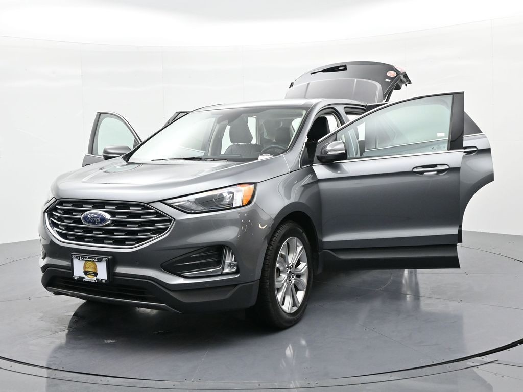 Ford Edge Vehicle Full-screen Gallery Image 25