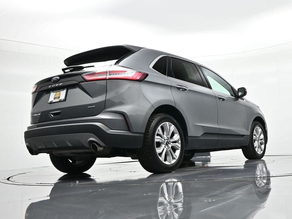 Ford Edge Vehicle Full-screen Gallery Image 27