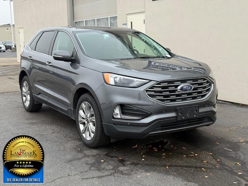 Ford Edge Vehicle Full-screen Gallery Image 2