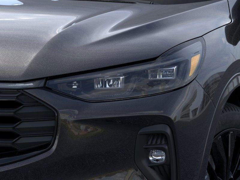 Ford Escape Vehicle Full-screen Gallery Image 18