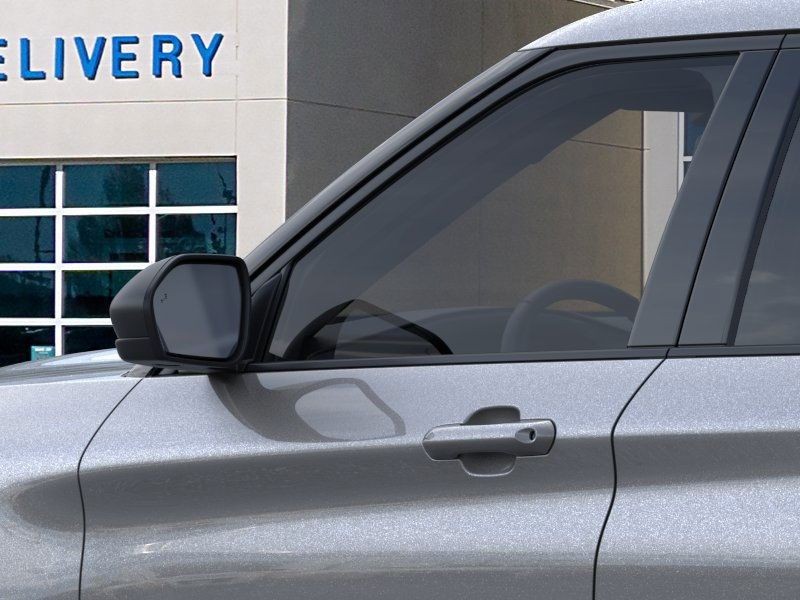 Ford Explorer Vehicle Full-screen Gallery Image 20