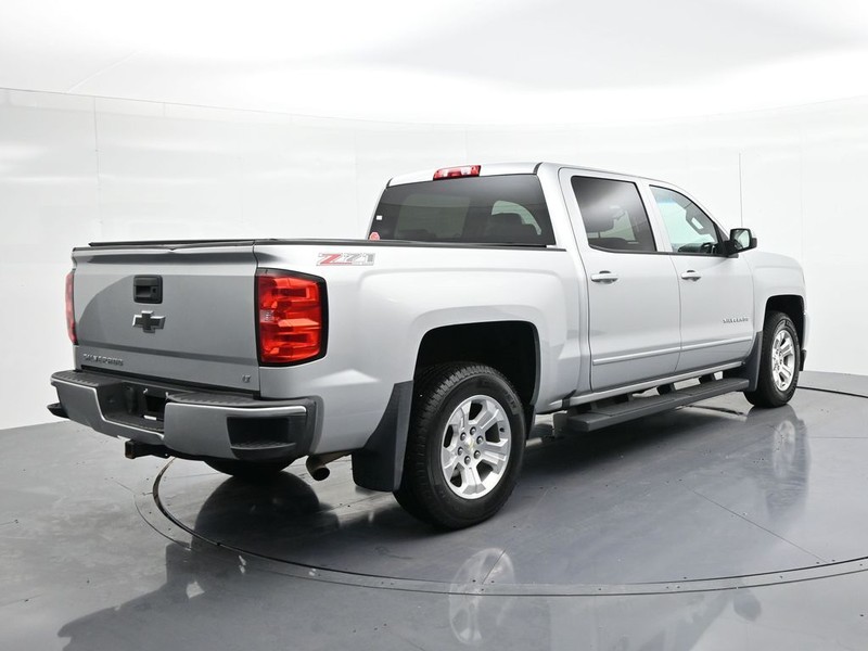 Chevrolet Silverado 1500 Vehicle Full-screen Gallery Image 5