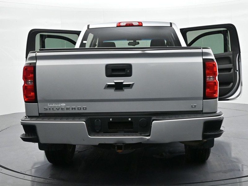 Chevrolet Silverado 1500 Vehicle Full-screen Gallery Image 23