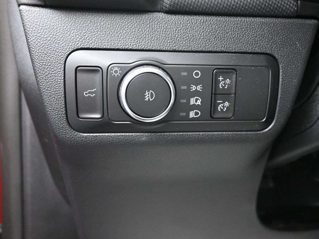 Ford Bronco Sport Vehicle Full-screen Gallery Image 14