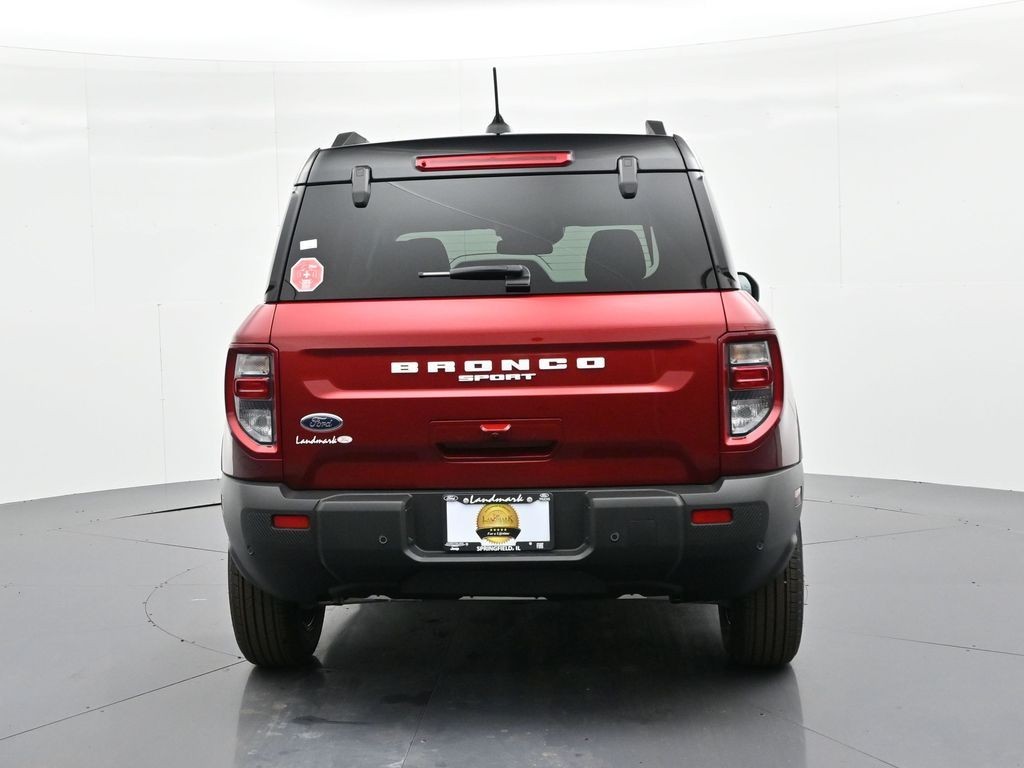 Ford Bronco Sport Vehicle Full-screen Gallery Image 7