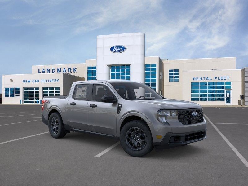 Ford Maverick Vehicle Full-screen Gallery Image 7