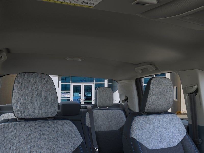 Ford Maverick Vehicle Full-screen Gallery Image 12