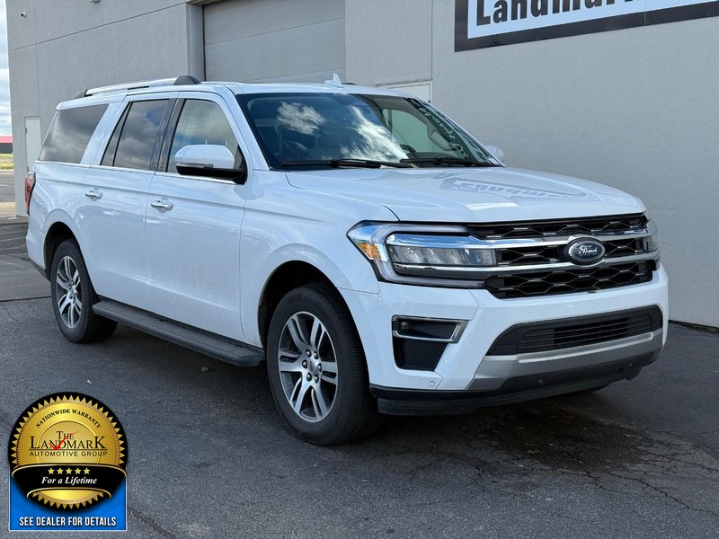 Ford Expedition Max Vehicle Full-screen Gallery Image 2