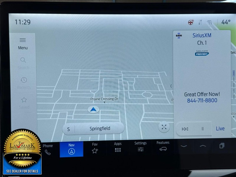 Ford Expedition Max Vehicle Full-screen Gallery Image 15