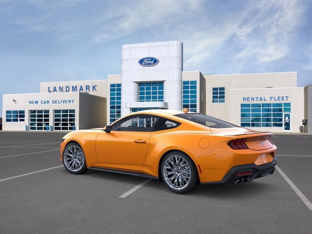 Ford Mustang Vehicle Full-screen Gallery Image 4