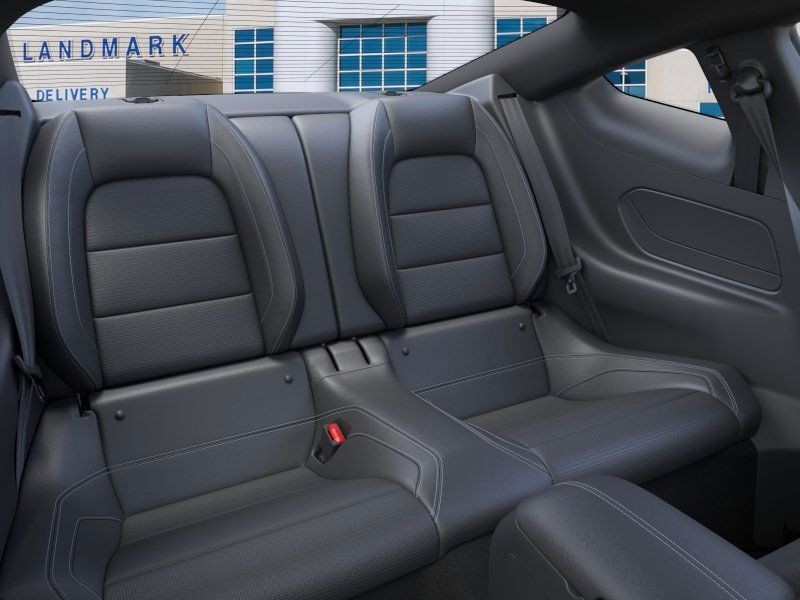 Ford Mustang Vehicle Full-screen Gallery Image 11