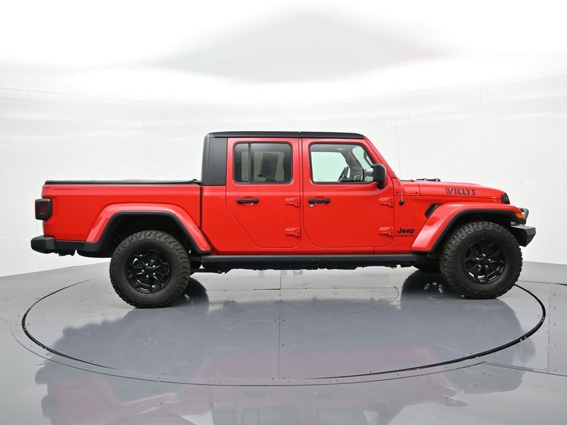 Jeep Gladiator Vehicle Full-screen Gallery Image 5