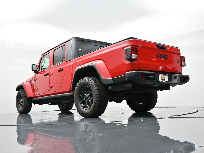 Jeep Gladiator Vehicle Full-screen Gallery Image 19