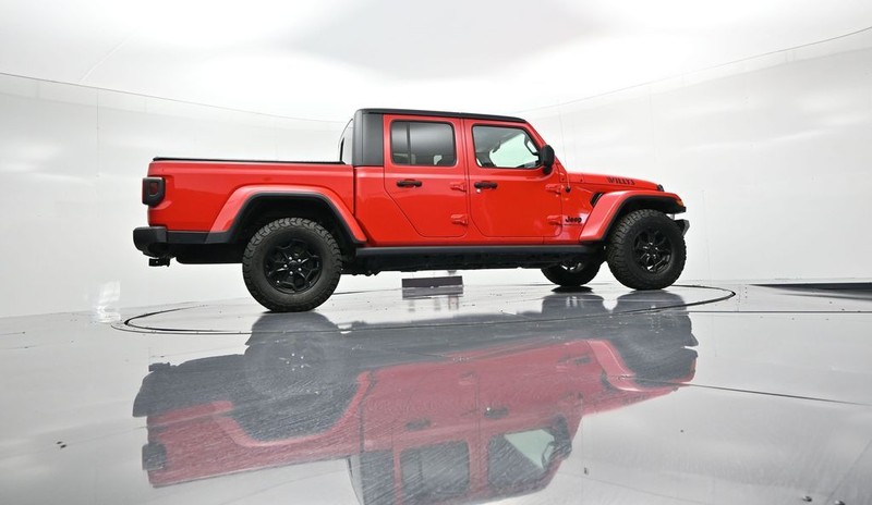 Jeep Gladiator Vehicle Full-screen Gallery Image 22