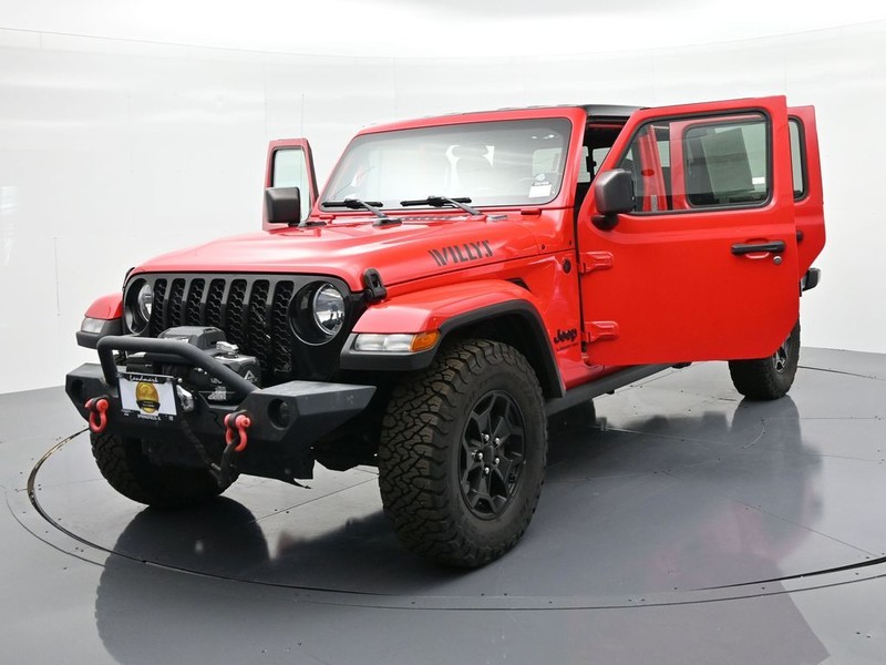 Jeep Gladiator Vehicle Full-screen Gallery Image 25