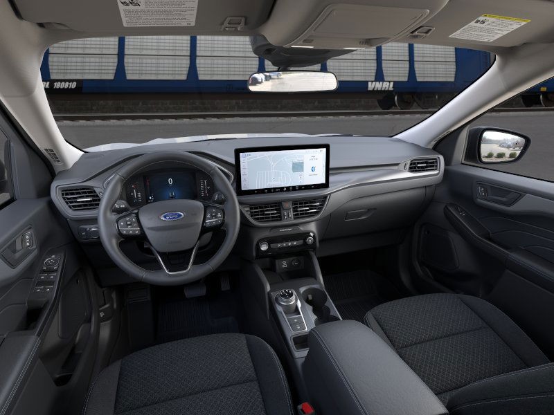 Ford Escape Vehicle Full-screen Gallery Image 9
