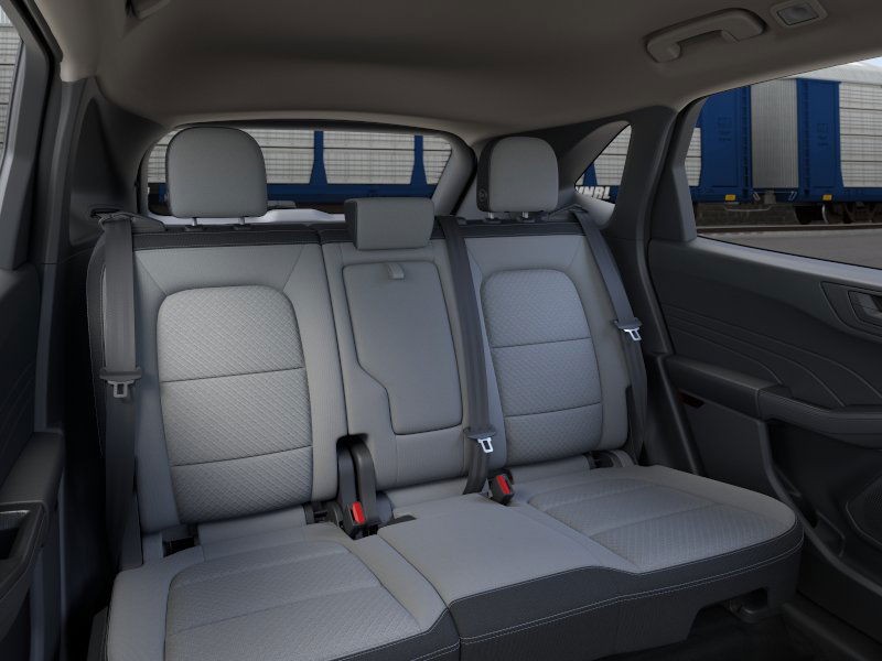 Ford Escape Vehicle Full-screen Gallery Image 11