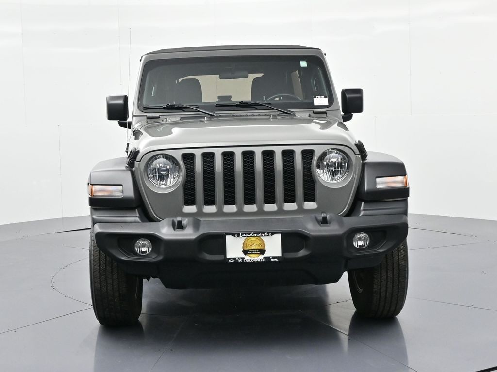 Jeep Wrangler Unlimited Vehicle Full-screen Gallery Image 3