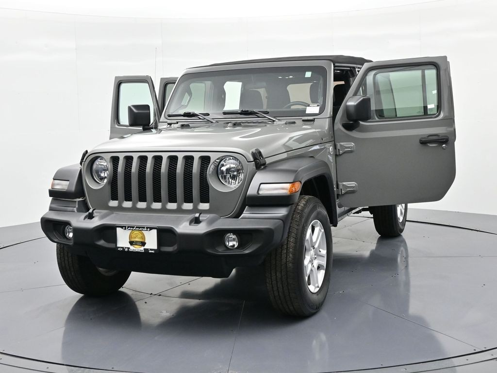Jeep Wrangler Unlimited Vehicle Full-screen Gallery Image 24