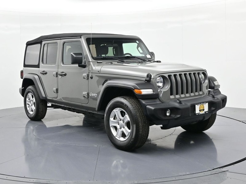 Jeep Wrangler Unlimited Vehicle Full-screen Gallery Image 4