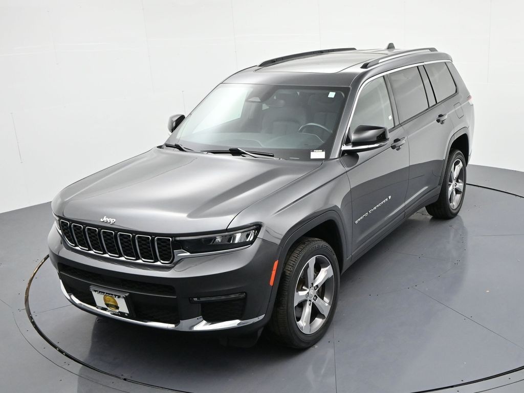 Jeep Grand Cherokee L Vehicle Full-screen Gallery Image 17