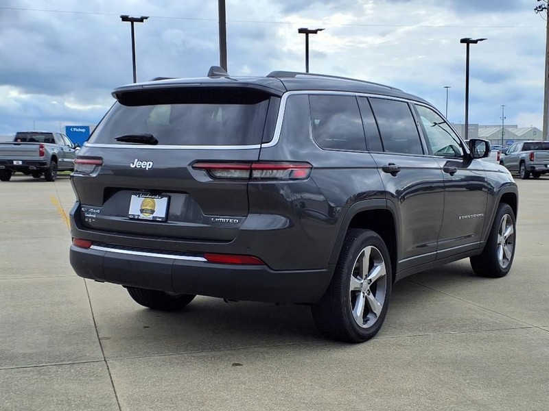 Jeep Grand Cherokee L Vehicle Full-screen Gallery Image 4