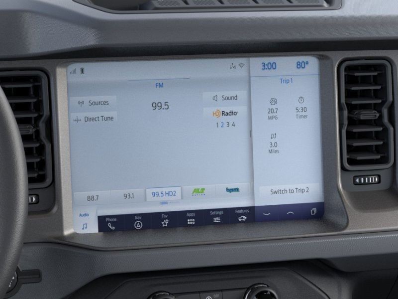 Ford Bronco Vehicle Full-screen Gallery Image 15