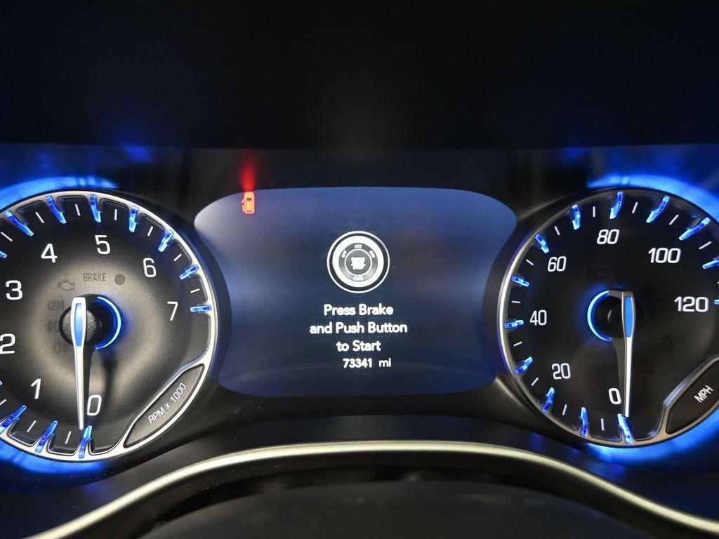 Chrysler Pacifica Vehicle Full-screen Gallery Image 12