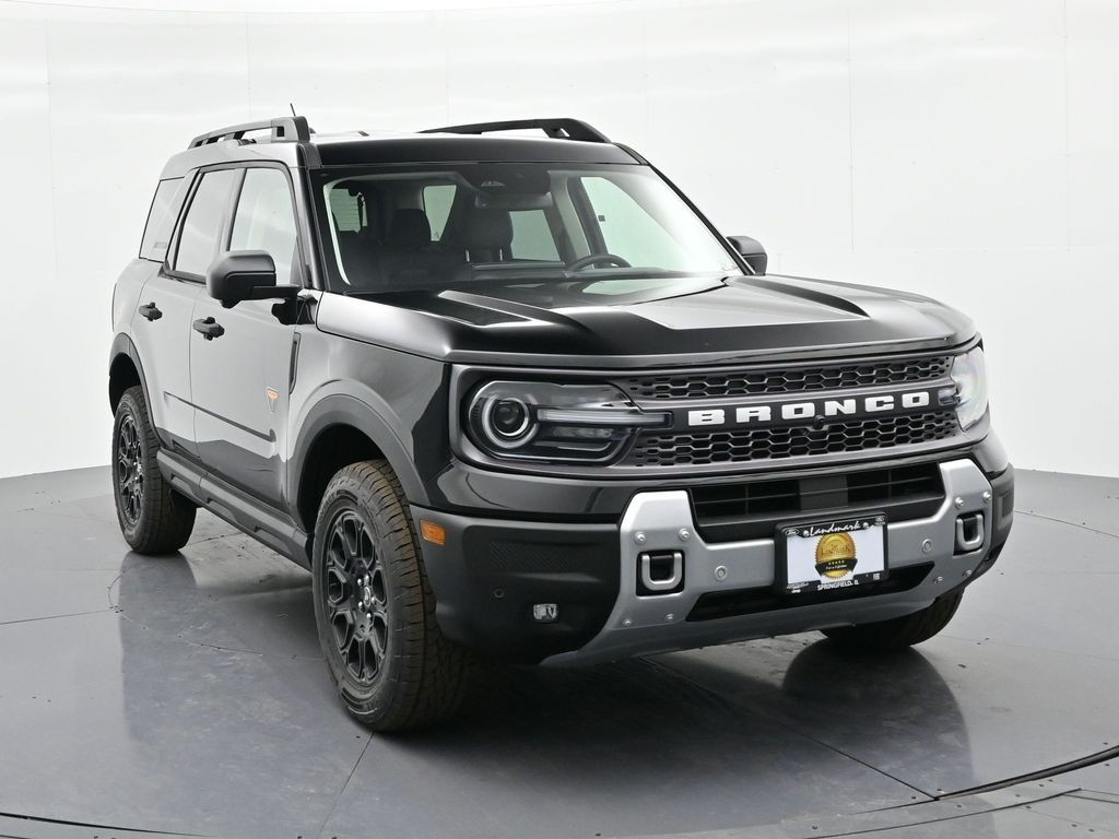 Ford Bronco Sport Vehicle Full-screen Gallery Image 7