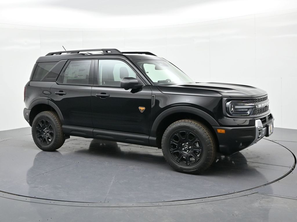 Ford Bronco Sport Vehicle Full-screen Gallery Image 8