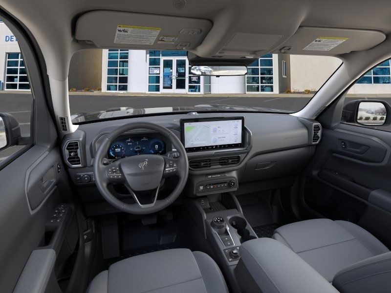 Ford Bronco Sport Vehicle Full-screen Gallery Image 9