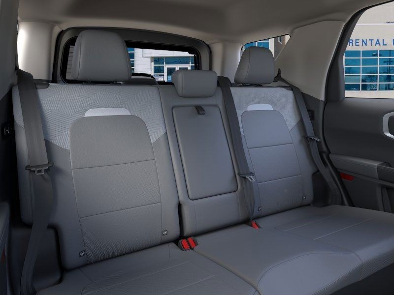 Ford Bronco Sport Vehicle Full-screen Gallery Image 11