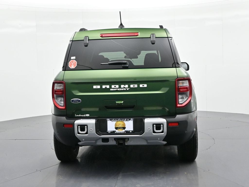 Ford Bronco Sport Vehicle Full-screen Gallery Image 7