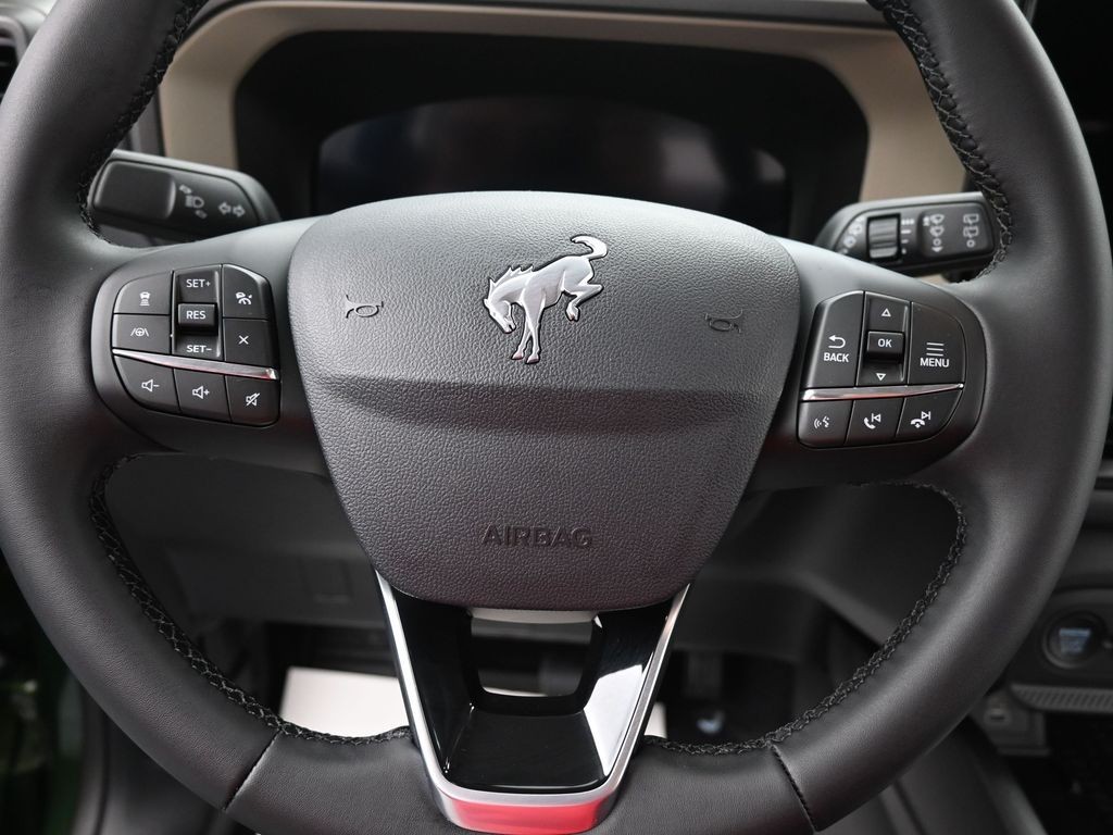 Ford Bronco Sport Vehicle Full-screen Gallery Image 13