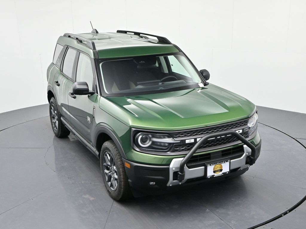 Ford Bronco Sport Vehicle Full-screen Gallery Image 18