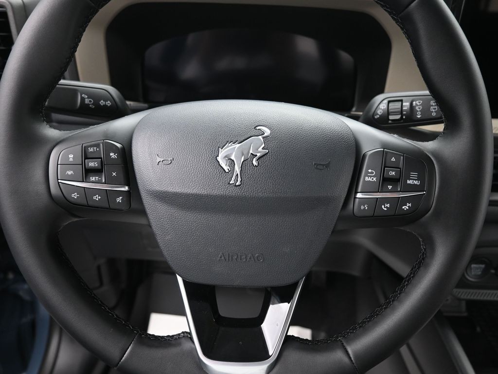 Ford Bronco Sport Vehicle Full-screen Gallery Image 10