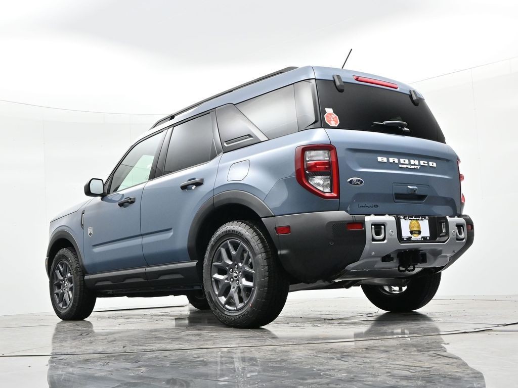 Ford Bronco Sport Vehicle Full-screen Gallery Image 22