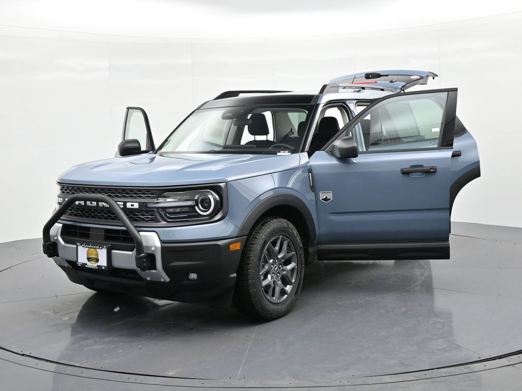 Ford Bronco Sport Vehicle Full-screen Gallery Image 28