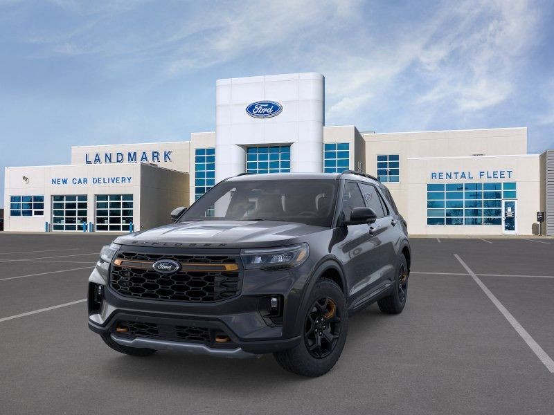 Ford Explorer Vehicle Full-screen Gallery Image 2