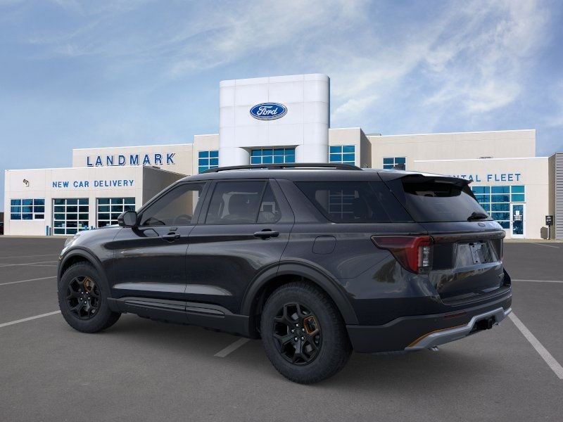Ford Explorer Vehicle Full-screen Gallery Image 4