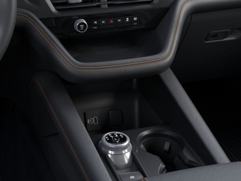 Ford Explorer Vehicle Full-screen Gallery Image 15