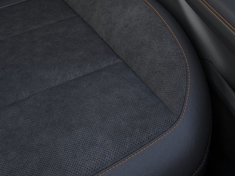 Ford Explorer Vehicle Full-screen Gallery Image 16